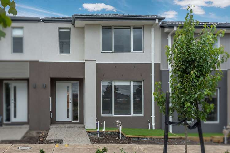 Main view of Homely house listing, 18 Parkforest Walk, Craigieburn VIC 3064