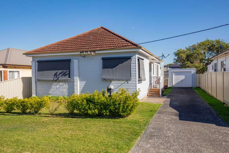 9 Robb Street, Belmont NSW 2280