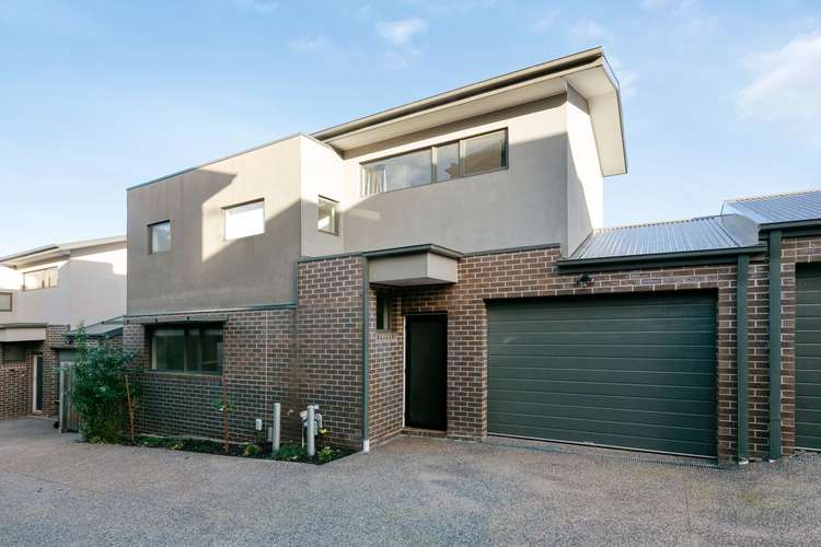Main view of Homely townhouse listing, 11/30-32 Lyonsville Avenue, Preston VIC 3072