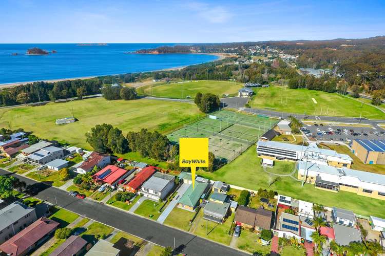 22 Catlin Avenue, Batemans Bay NSW 2536