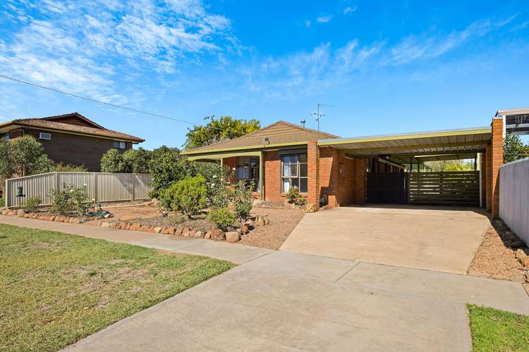 76 Monds Avenue, Benalla VIC 3672