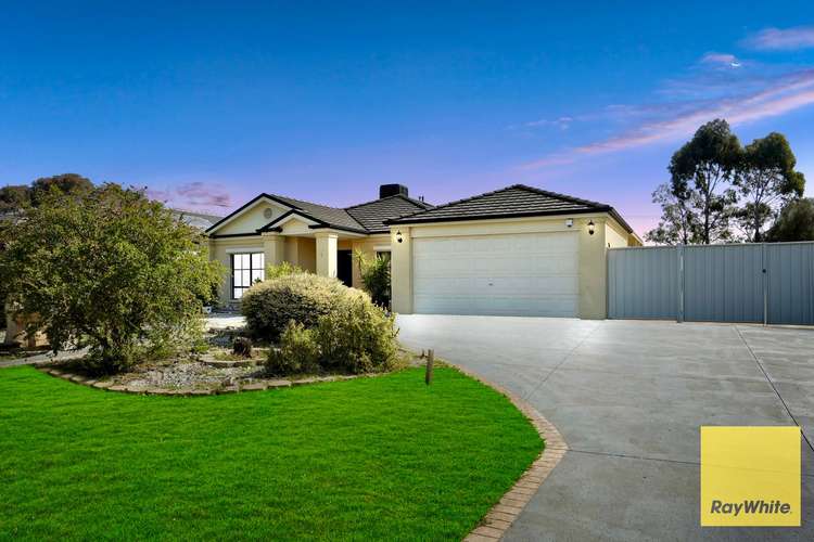 Main view of Homely house listing, 7 Hinchinbrook Close, Caroline Springs VIC 3023