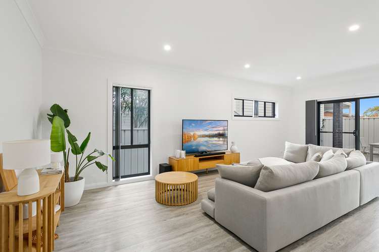 Main view of Homely semiDetached listing, 33 Barrack Avenue, Barrack Heights NSW 2528