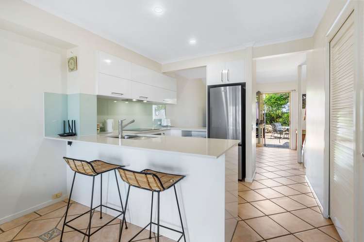 Main view of Homely townhouse listing, 2/21-25 Cumming Parade, Point Lookout QLD 4183