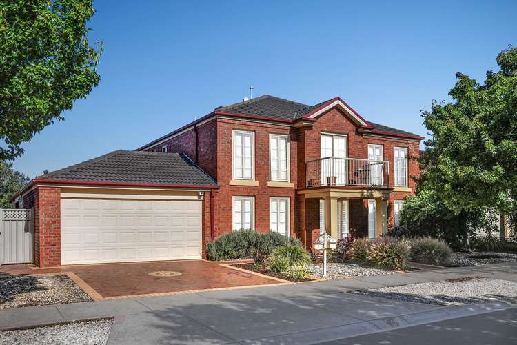 7 Risley Close, Caroline Springs VIC 3023