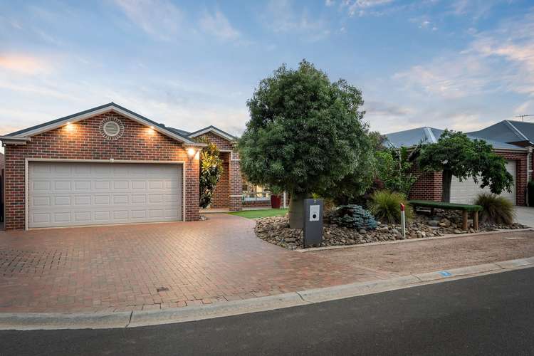 Main view of Homely house listing, 7 Mont-Alto Place, Werribee VIC 3030