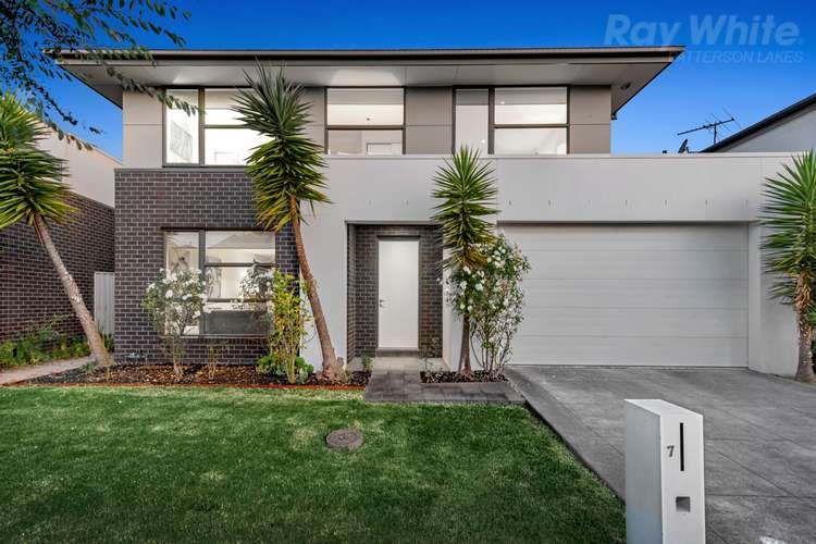 7 Beluga Street, Waterways VIC 3195