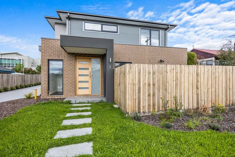 2/9 Deschamps Street, Lilydale VIC 3140