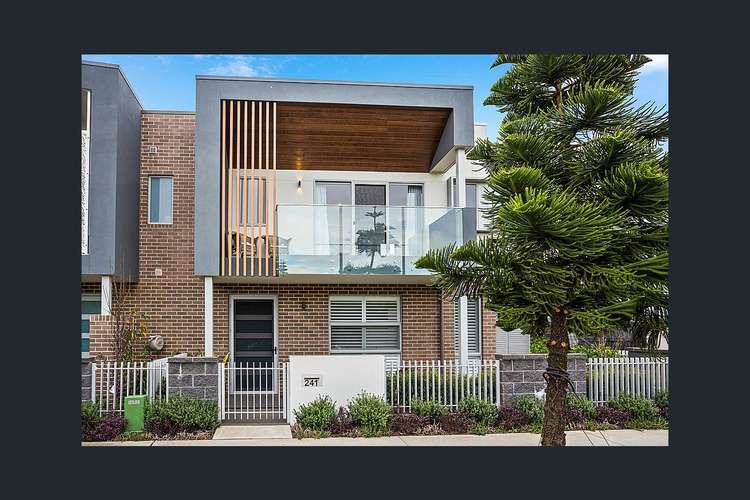 241 Harbour Boulevarde, Shell Cove NSW 2529