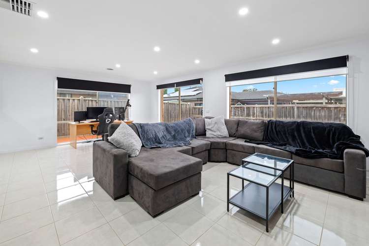 Fourth view of Homely house listing, 10 Fieldstone Place, Tarneit VIC 3029