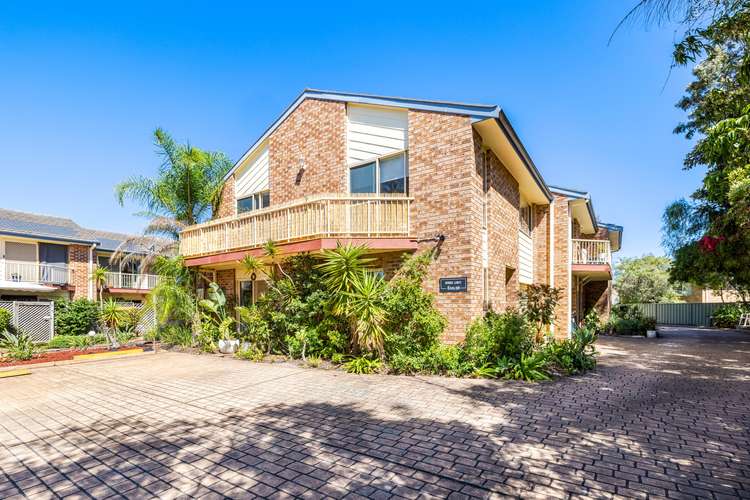 Main view of Homely townhouse listing, 1/53 Yachtsman Crescent, Salamander Bay NSW 2317