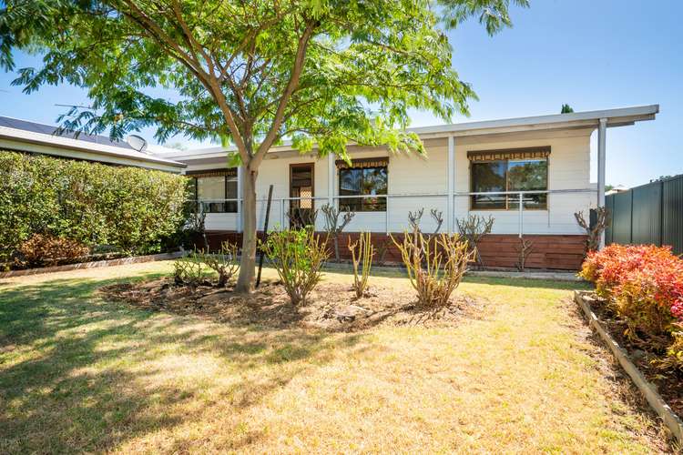 43 Larmer Street, Howlong NSW 2643