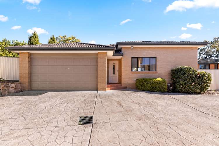 Main view of Homely villa listing, 5/6-8 Bataan Close, Illawong NSW 2234