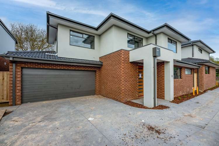 Main view of Homely house listing, 2/5 Belmont Road, Croydon South VIC 3136