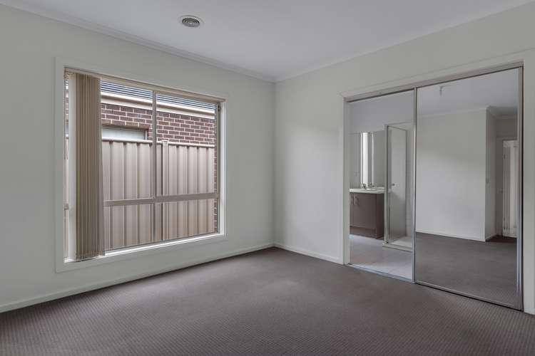 Fifth view of Homely house listing, 1/9 Assumption Close, Truganina VIC 3029