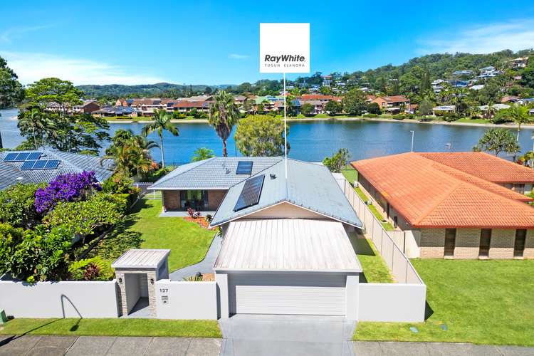 127 Murtha Drive, Elanora QLD 4221