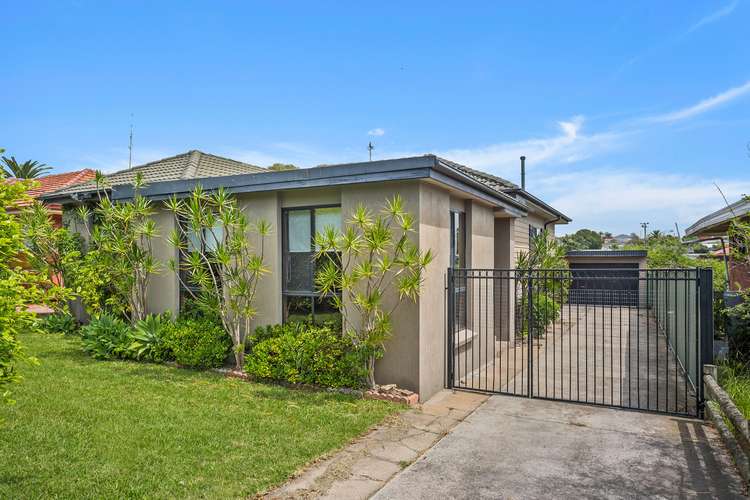 Main view of Homely house listing, 16 Leawarra Avenue, Warilla NSW 2528