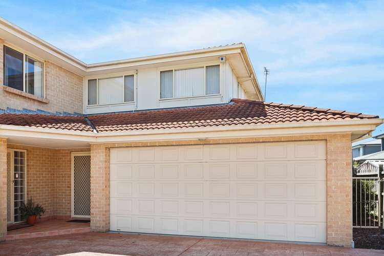 Main view of Homely townhouse listing, 2/16 Seymour Drive, Flinders NSW 2529