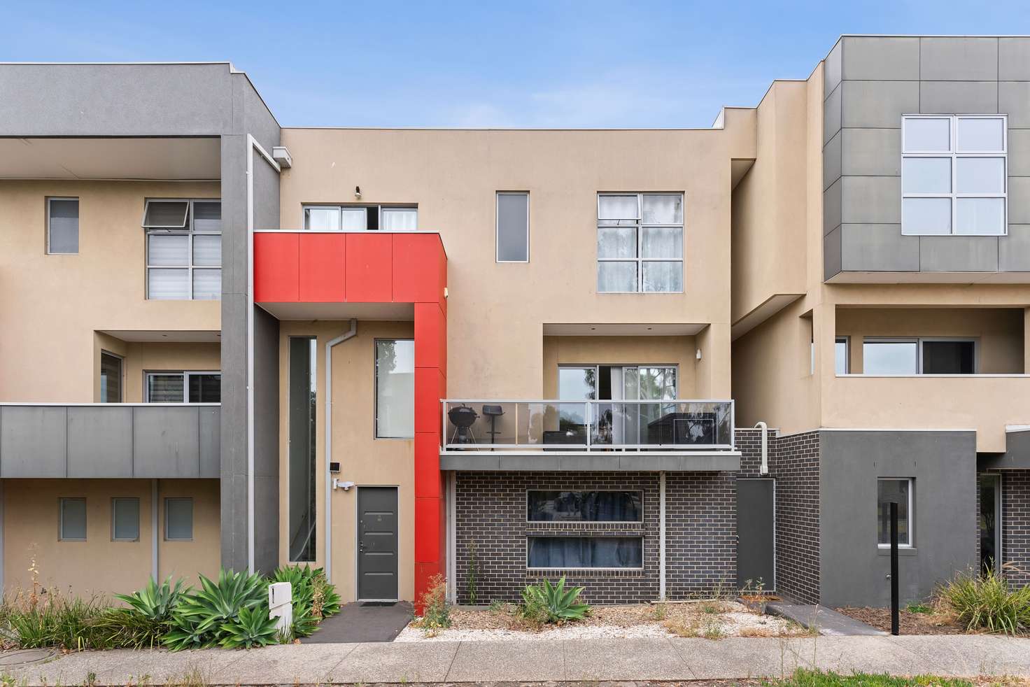 Main view of Homely townhouse listing, 3/18 Lorimer Street, Caroline Springs VIC 3023