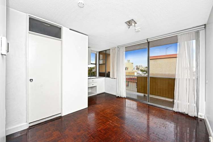 Main view of Homely studio listing, 608/76 Roslyn Gardens, Rushcutters Bay NSW 2011
