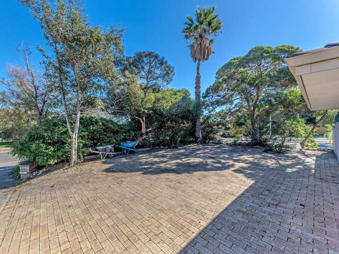 Second view of Homely house listing, 1 Lexcen Crescent, Ocean Reef WA 6027