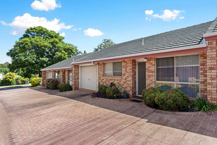 Main view of Homely unit listing, 2/299 James Street, Newtown QLD 4350