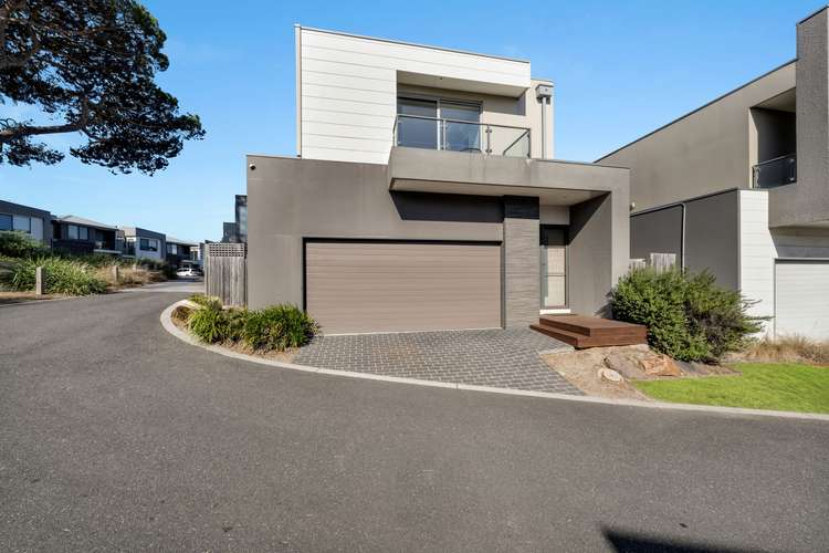 Main view of Homely house listing, 2 Jumbuck Circuit, Carrum Downs VIC 3201