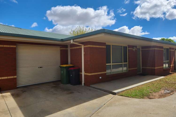 Main view of Homely house listing, 2/98 Rutherford Street, Swan Hill VIC 3585