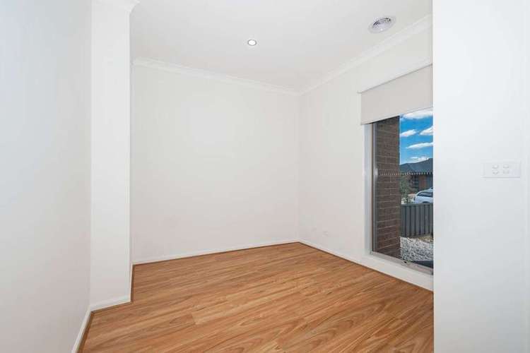 Second view of Homely house listing, 37 Blackcurrant Circuit, Mernda VIC 3754
