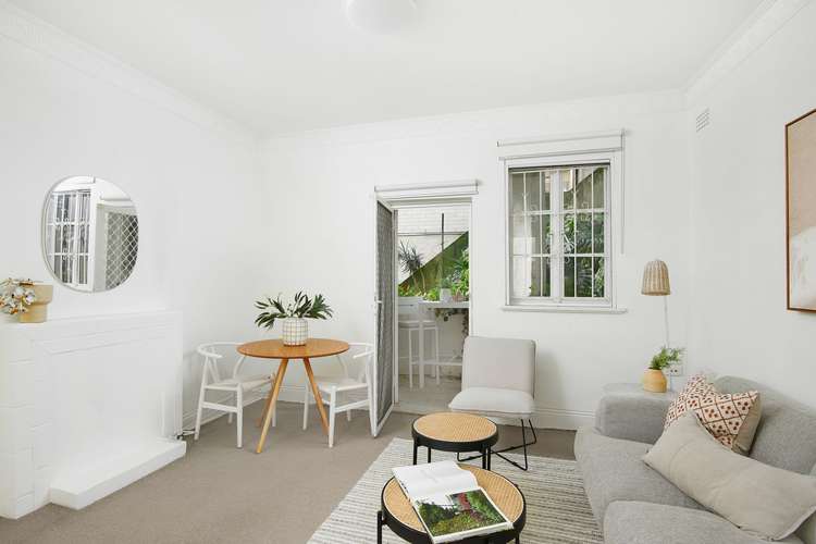 Main view of Homely apartment listing, 1/9 Esplanade, Elizabeth Bay NSW 2011