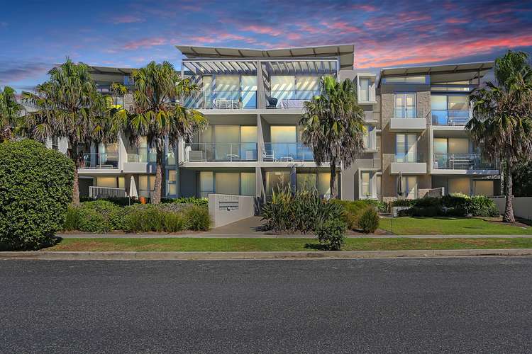 Main view of Homely apartment listing, 4/13-17 Beach Road, Hawks Nest NSW 2324