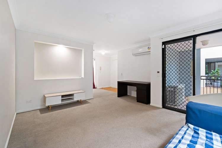 Second view of Homely apartment listing, 19/2200 Logan Road, Upper Mount Gravatt QLD 4122