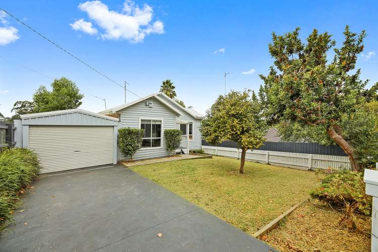 Main view of Homely house listing, 1/37 Wood Street, Drouin VIC 3818