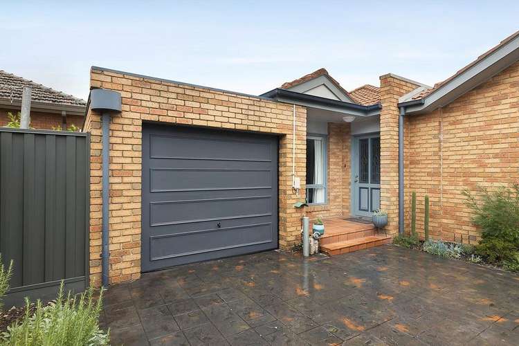 Main view of Homely unit listing, 2/5 Sussex Street, Preston VIC 3072