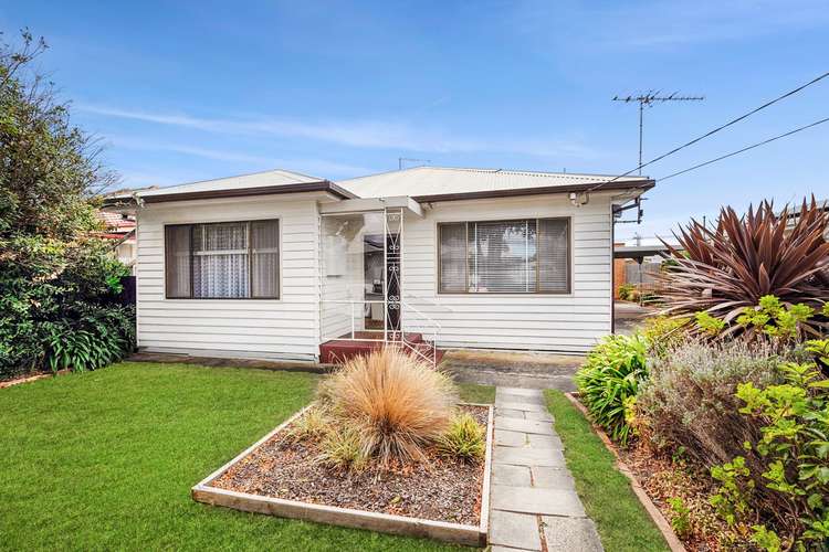 Main view of Homely house listing, 8 Robb Avenue, Hamlyn Heights VIC 3215