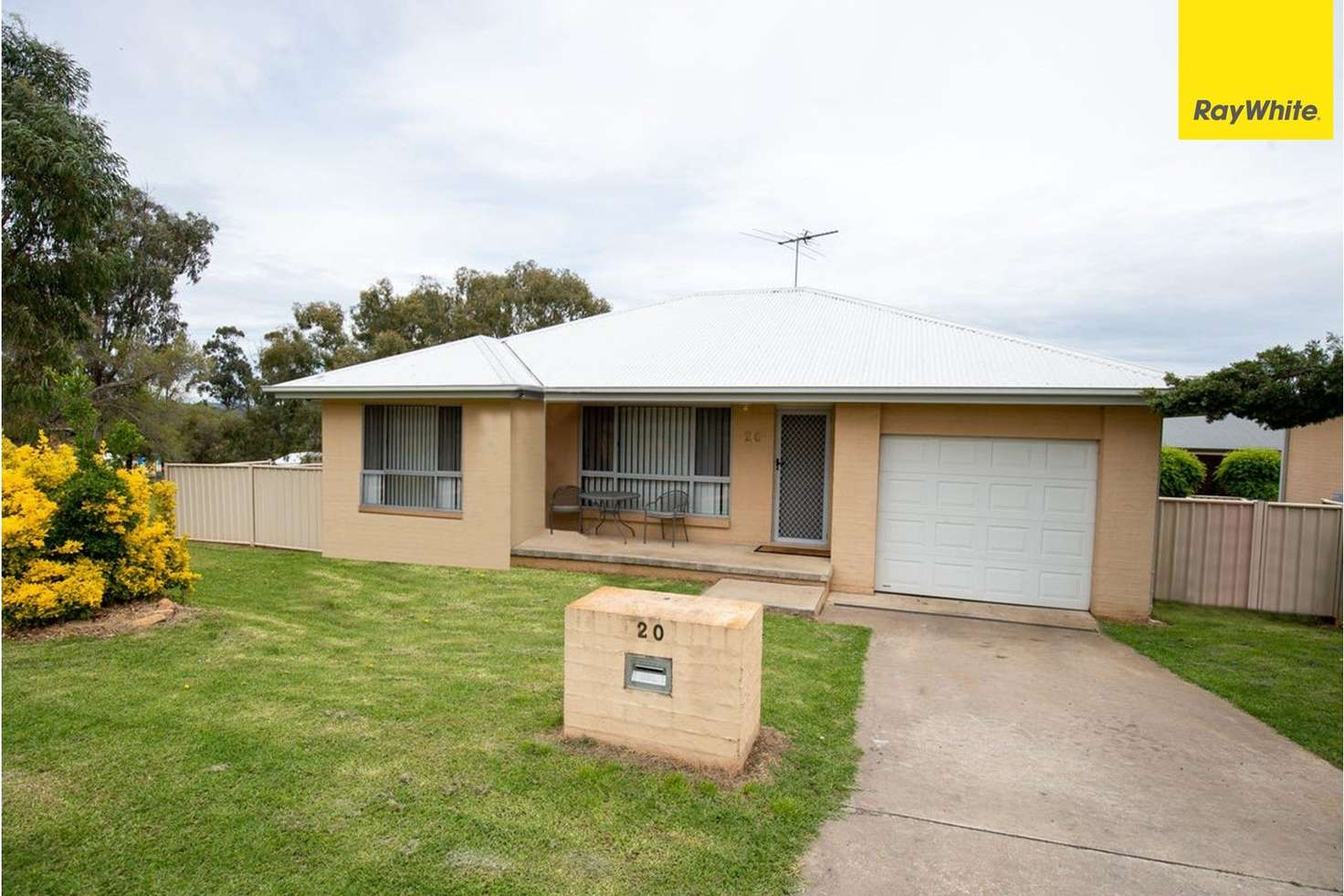 Main view of Homely house listing, 20 Lake Inverell Drive, Inverell NSW 2360