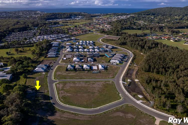 60 Iluka Boulevard, Forster NSW 2428