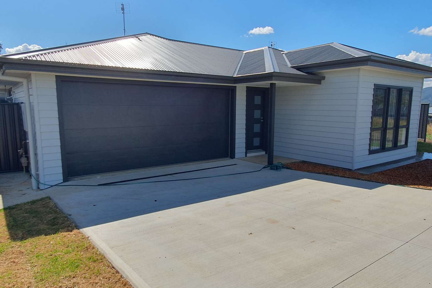 Main view of Homely house listing, 18 Hanbury Place, North Tamworth NSW 2340