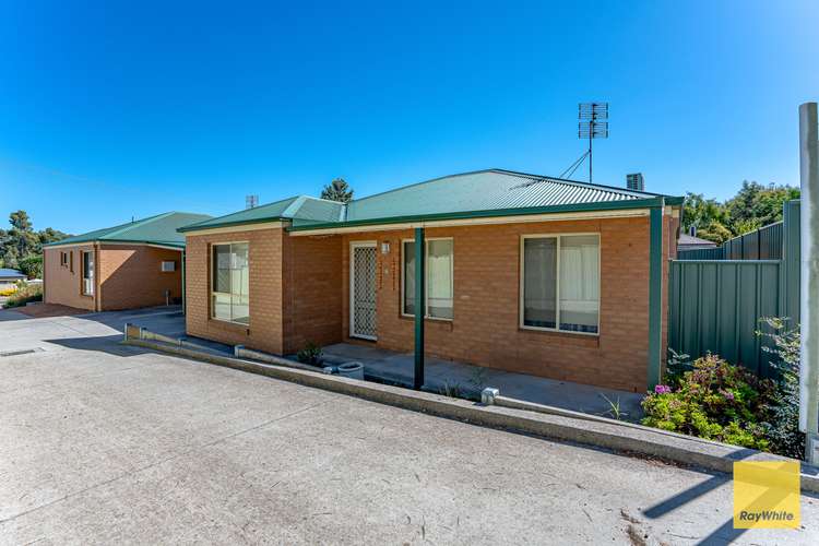 Main view of Homely house listing, 2/61 Church Street, Kangaroo Flat VIC 3555
