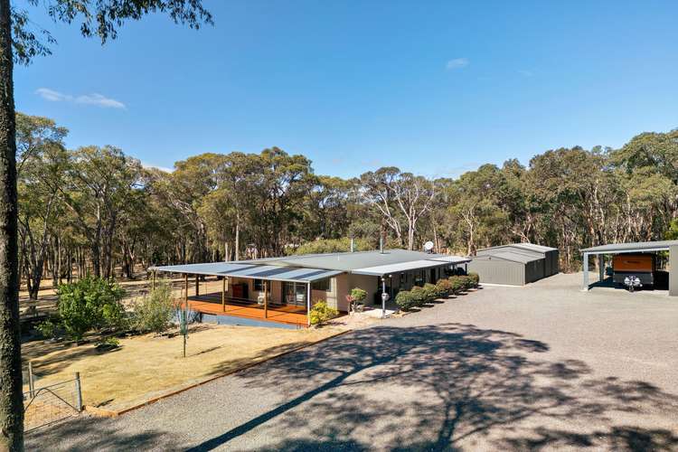 157 Rowlers Road, Snake Valley VIC 3351