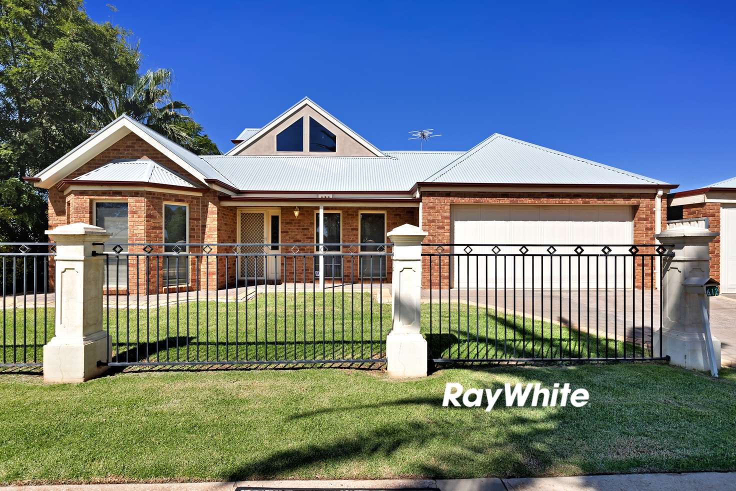 Main view of Homely townhouse listing, 612 Deakin Avenue, Mildura VIC 3500