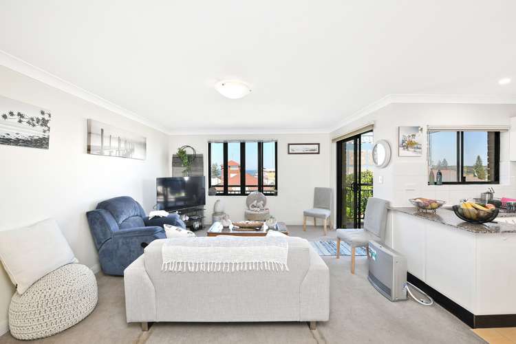 Second view of Homely apartment listing, 10/2-4 Fenton Avenue, Maroubra NSW 2035