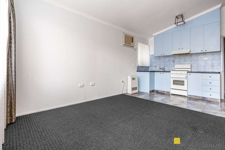 Second view of Homely house listing, 6/50 Neale Street, Kennington VIC 3550