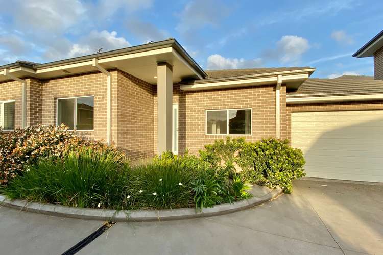 Main view of Homely villa listing, 5/40 Grove Avenue, Narwee NSW 2209