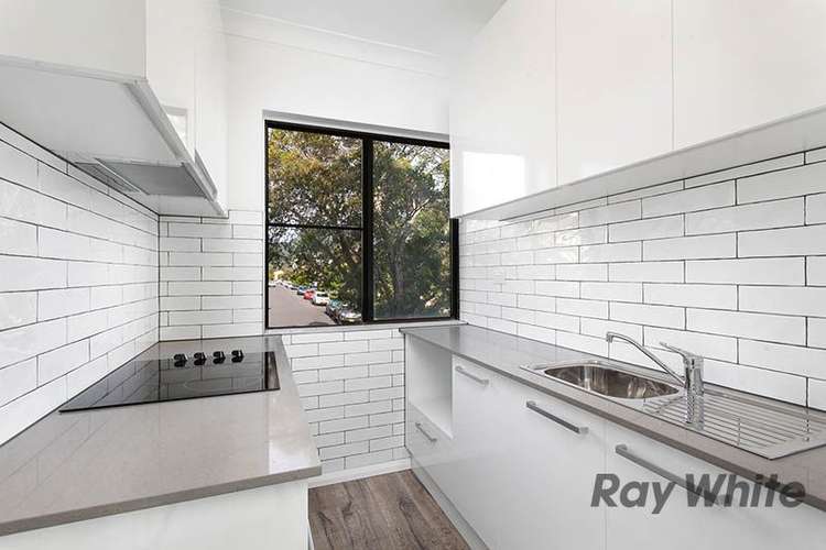 Main view of Homely unit listing, 2/4 Pleasant Avenue, North Wollongong NSW 2500