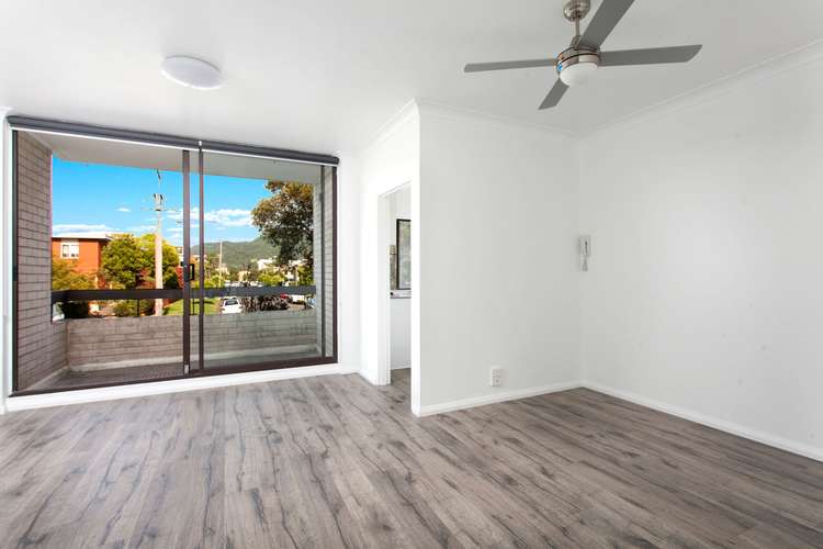 Second view of Homely unit listing, 2/4 Pleasant Avenue, North Wollongong NSW 2500