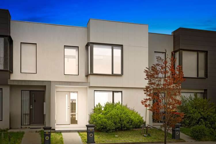 Main view of Homely townhouse listing, 26 Heathwren View, Werribee VIC 3030