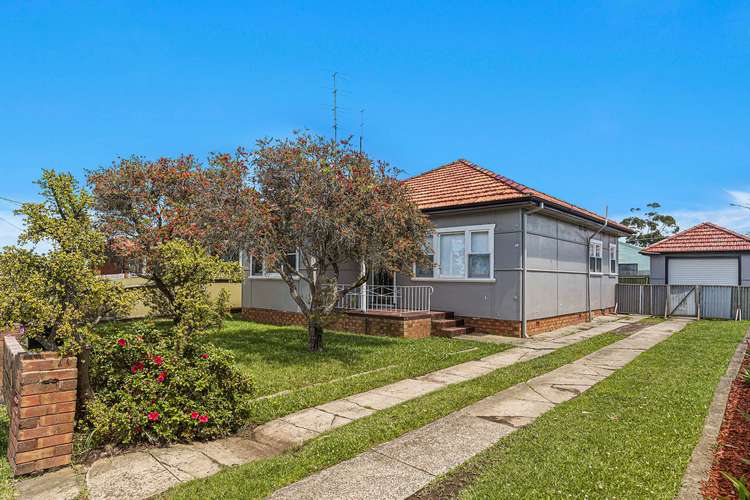 Main view of Homely house listing, 39 Beverley Avenue, Warilla NSW 2528