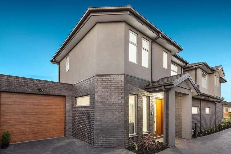 Main view of Homely townhouse listing, 2/125 Cardinal Road, Glenroy VIC 3046