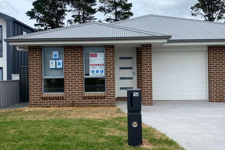 Main view of Homely house listing, 16 Huxtable Place, Goulburn NSW 2580